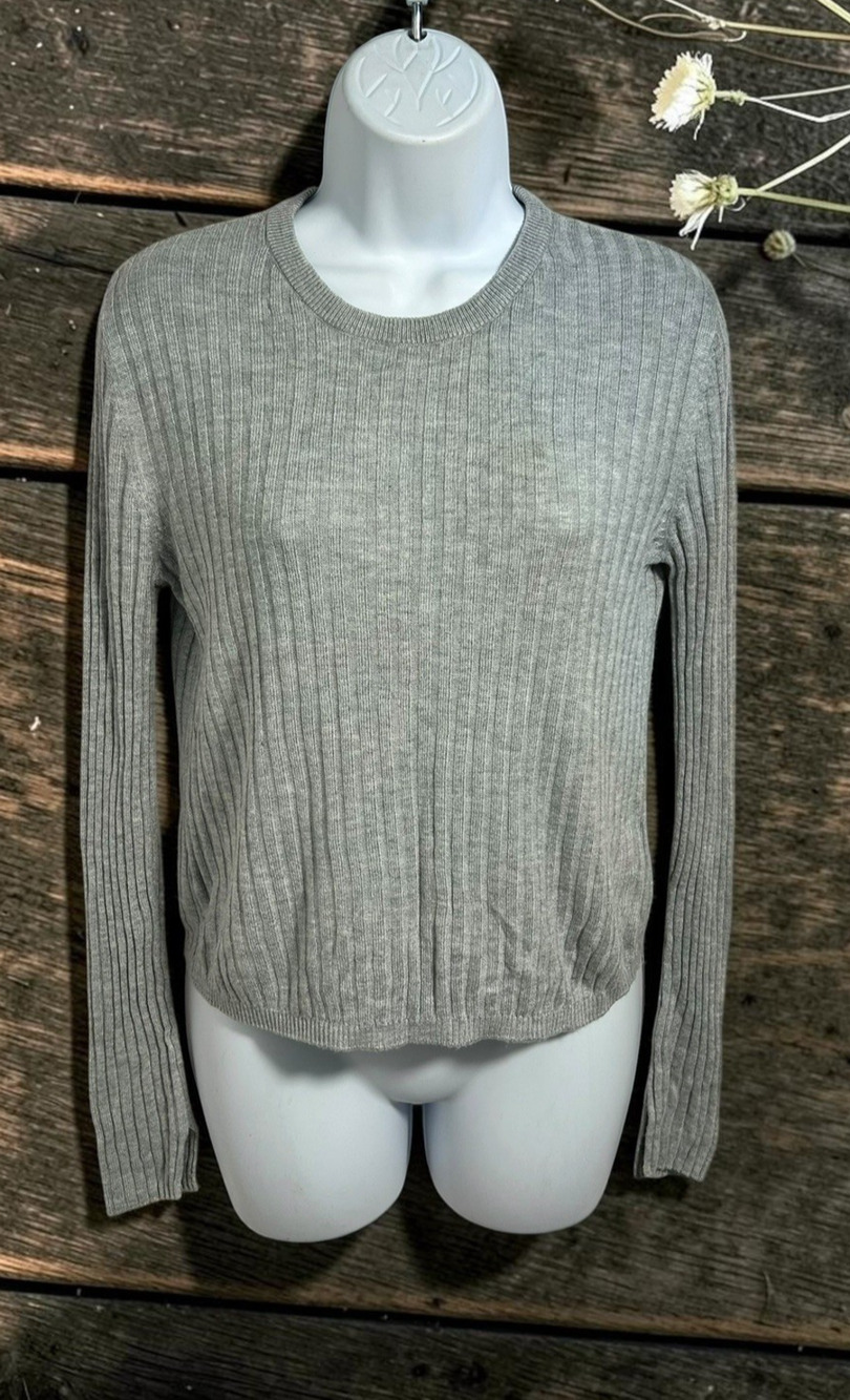 Garage Gray Pullover Sweater Size XS Fitted Ribbed Lightweight Top Casual